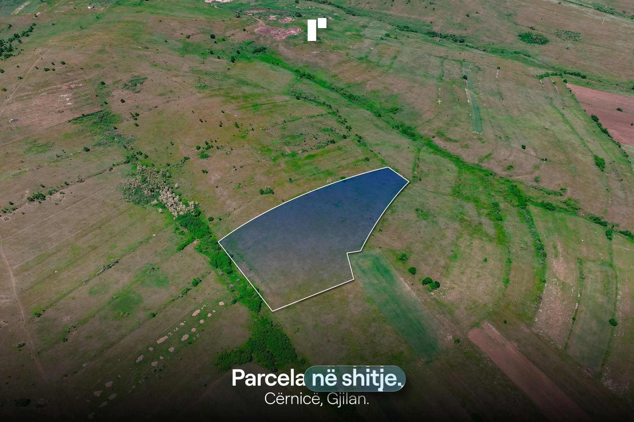 Parcelë në shitje