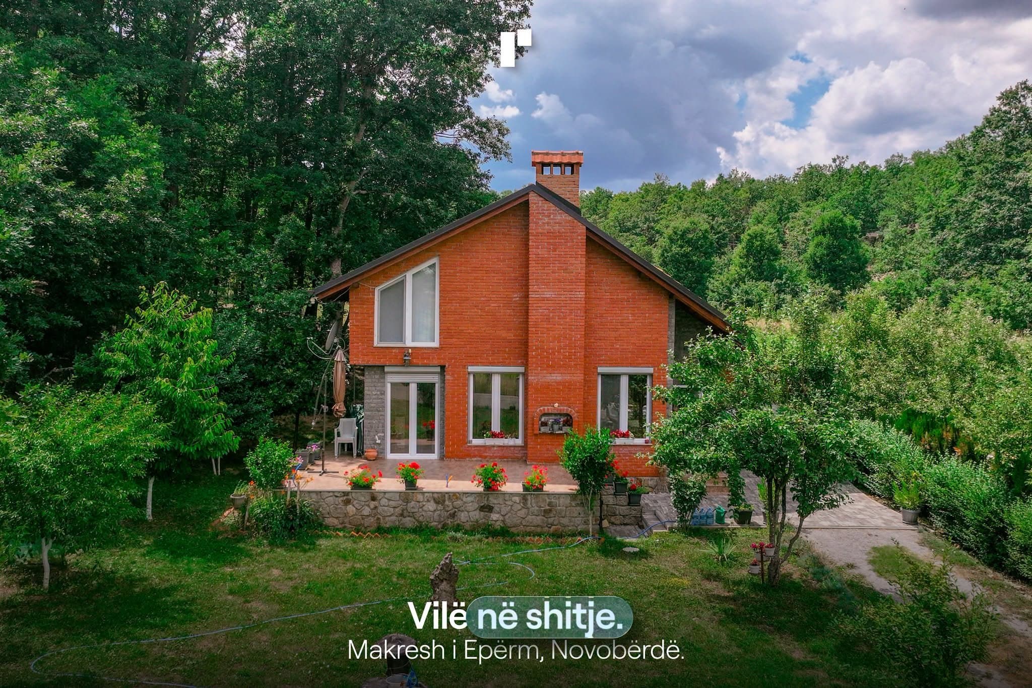 Vilë në shitje