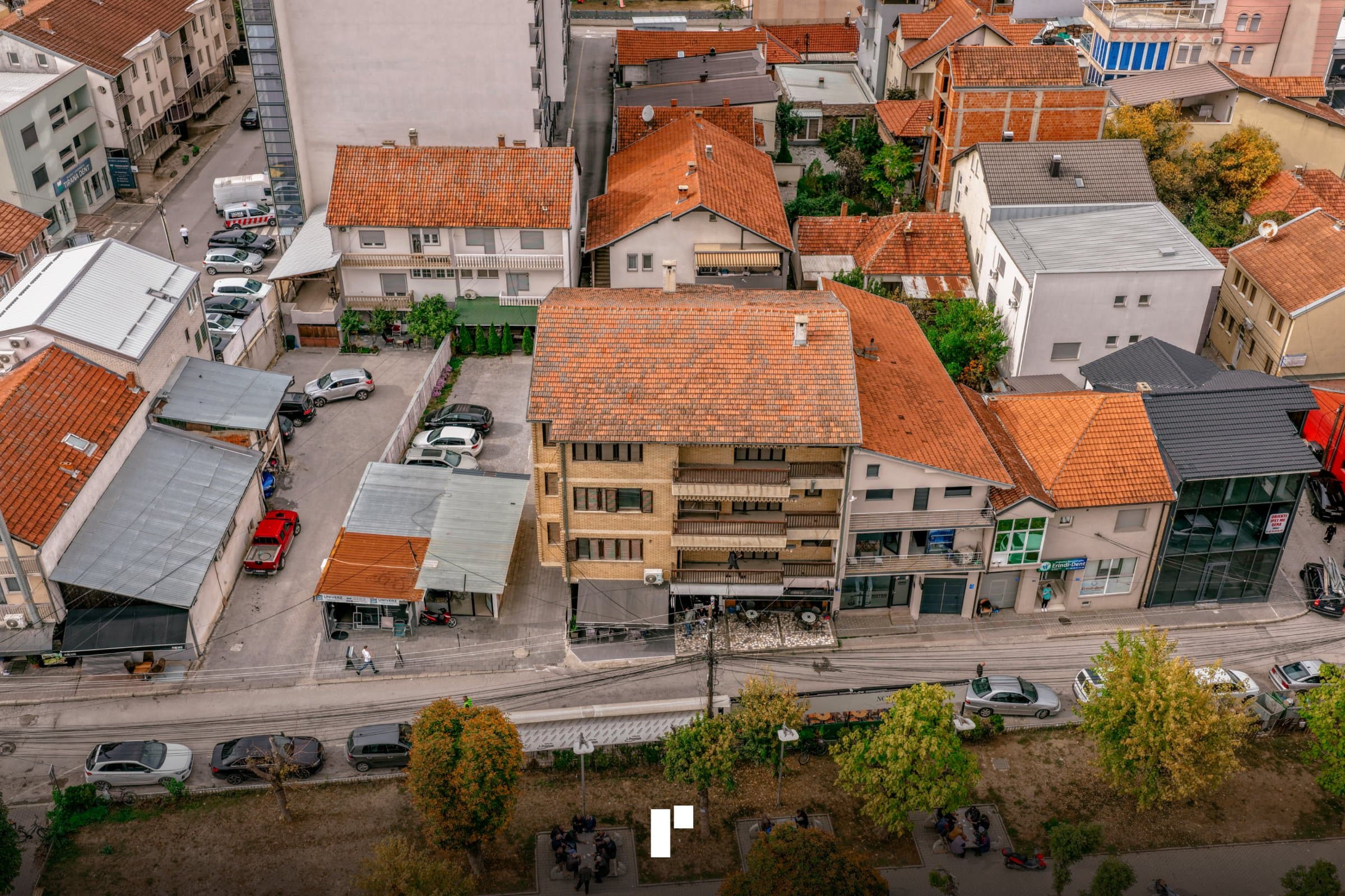 Shtëpi 450m² me qira!