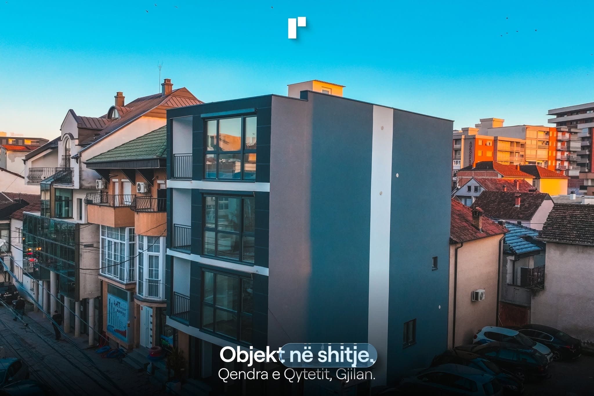 Objekt 241m² në shitje!