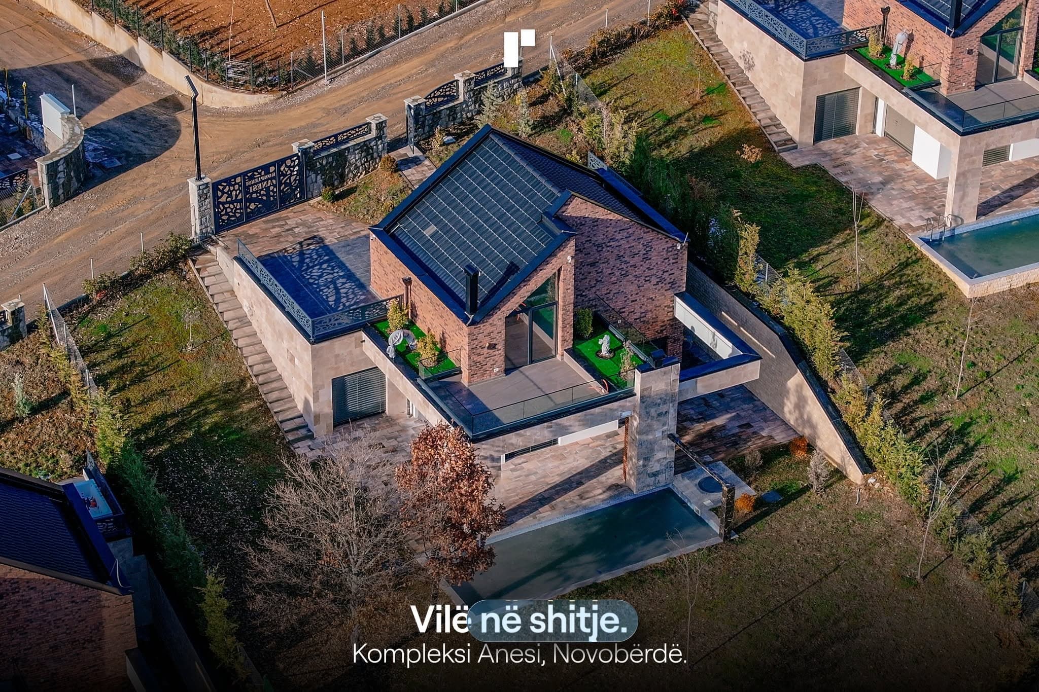 Vilë 250m² në shitje!